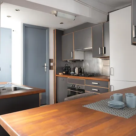 Apartman Charming 2-room Apartment, Place De La Bourse *