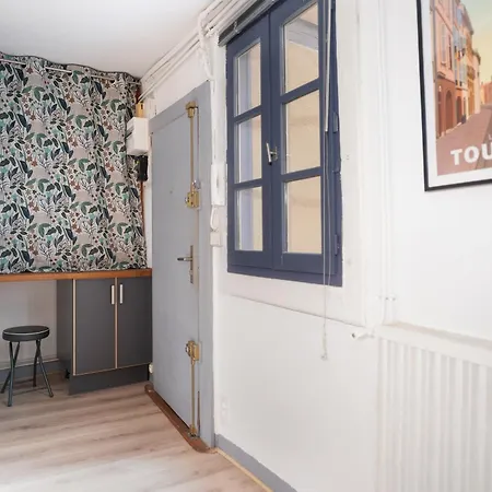 Apartman Charming 2-room Apartment, Place De La Bourse *