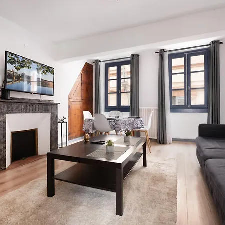 Charming 2-room Apartment, Place De La Bourse * Toulouse