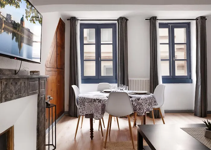 Appartement Charming 2-room Apartment, Place De La Bourse